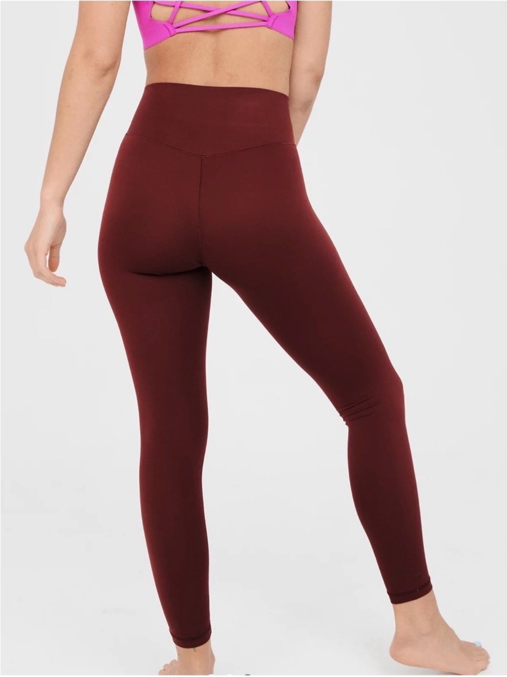OFFLINE by Aerie Real Me Xtra High Rise 7/8 Leggings medium